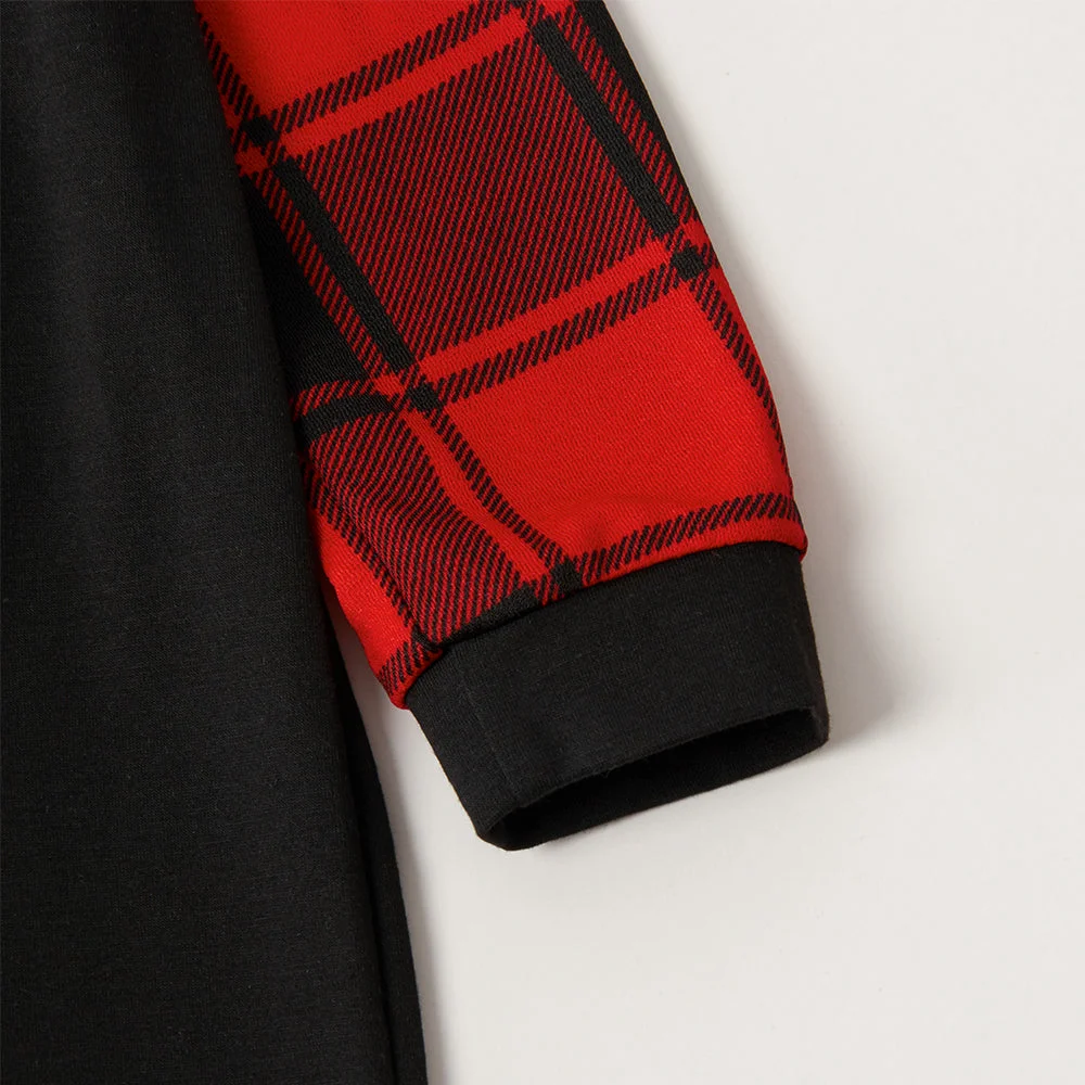 Santa Hat and "2024 Family Christmas" Text Print Black & Red Plaid Christmas Matching Pajamas