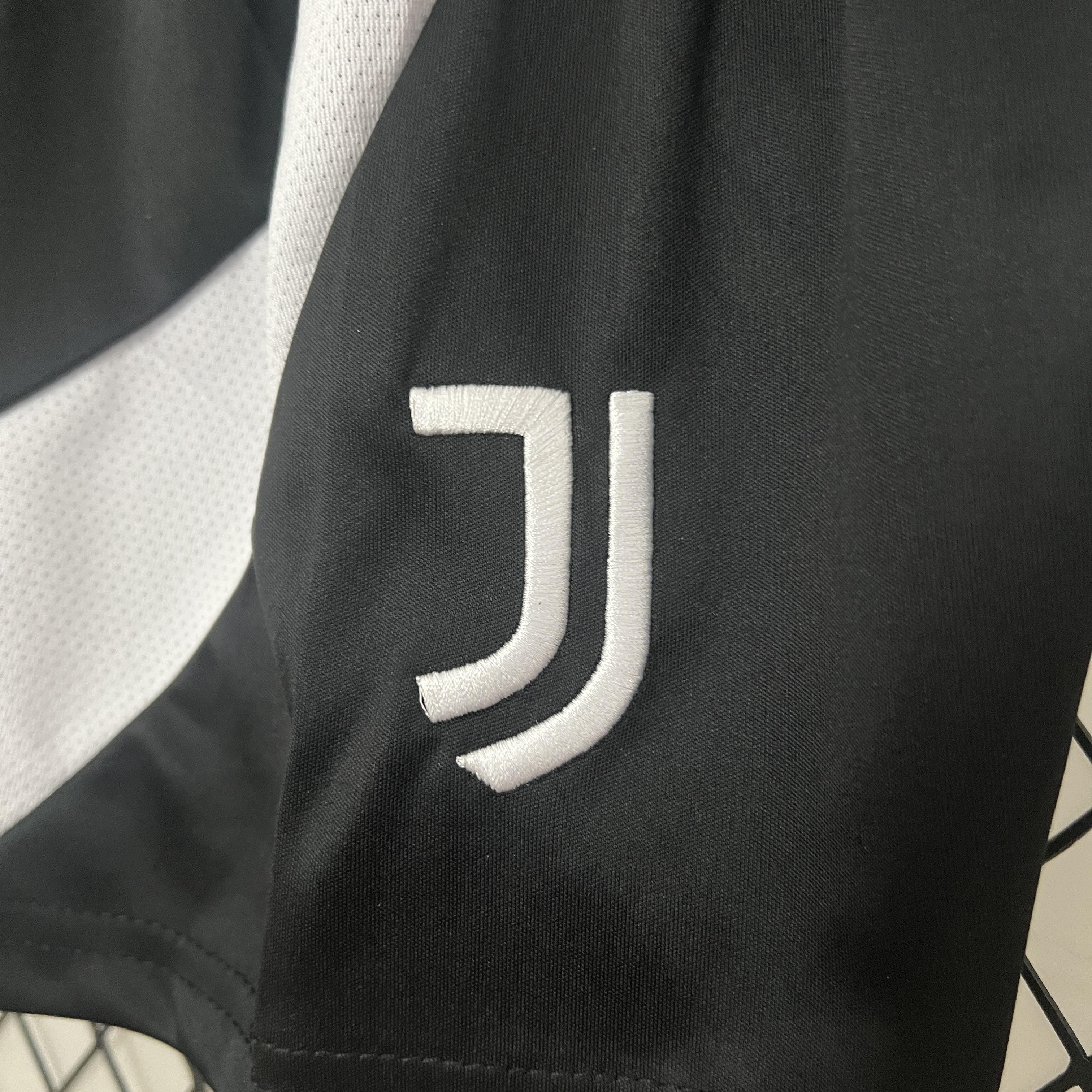 24/25 Juventus Home Kids Kit Football jersey Thai Quality