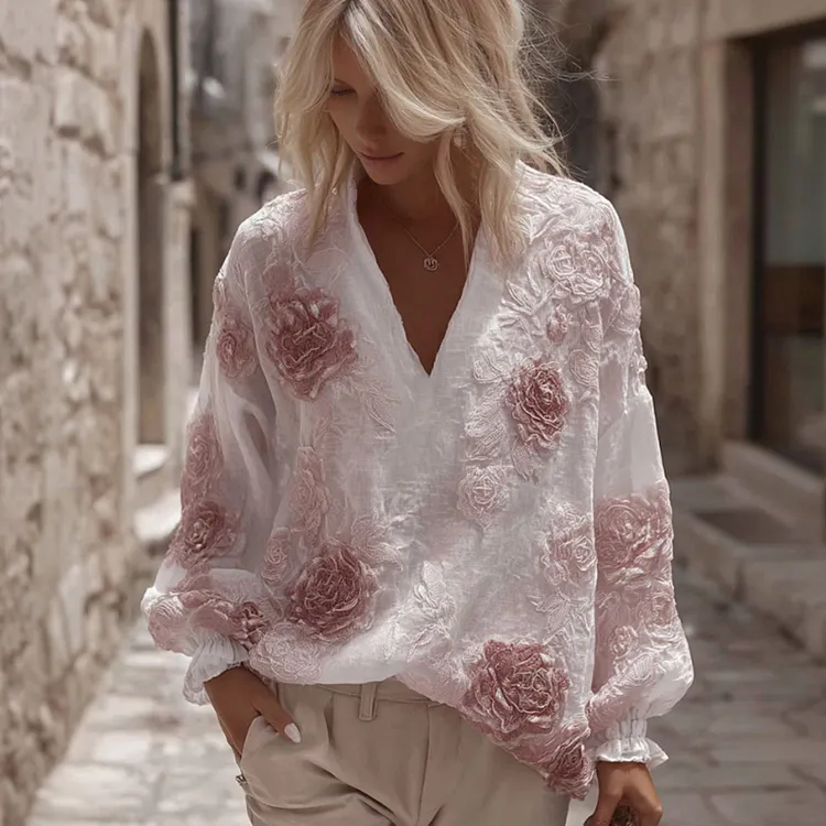 Women's Floral Embroidery Linen V-neck T-shirt
