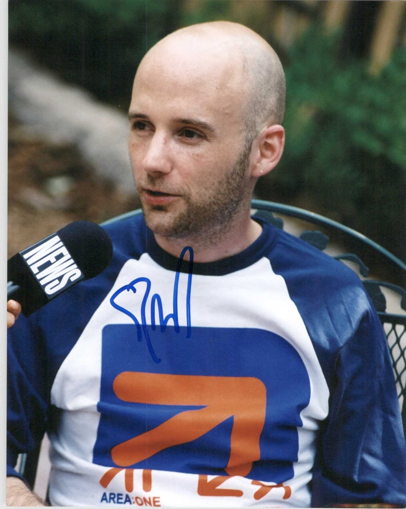 Moby Signed Autographed Glossy 8x10 Photo Poster painting - COA Matching Holograms