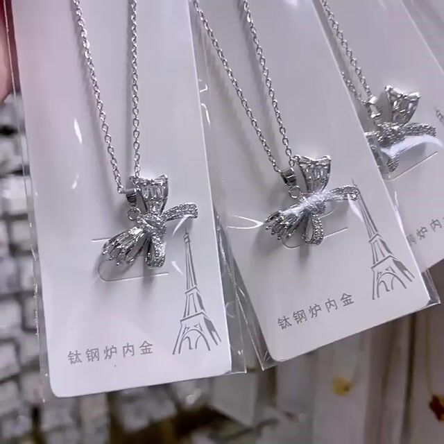 T-Shaped Zirconia Ribbon Gold-Plated Necklace