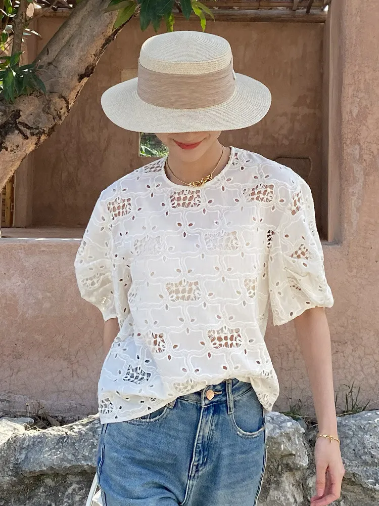 Uveng Uveng New Korean Fashion Women's Top Embroidered French Shirt Femininity Femininity Style Shenzhen South Oil Women's Clothing