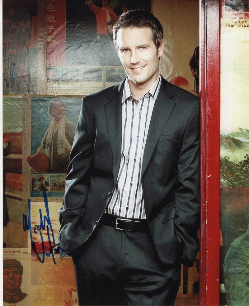 MICHAEL VARTAN SIGNED AUTOGRAPH 8X10 Photo Poster painting - MICHAEL VAUGHN - ALIAS STUD, ROGUE