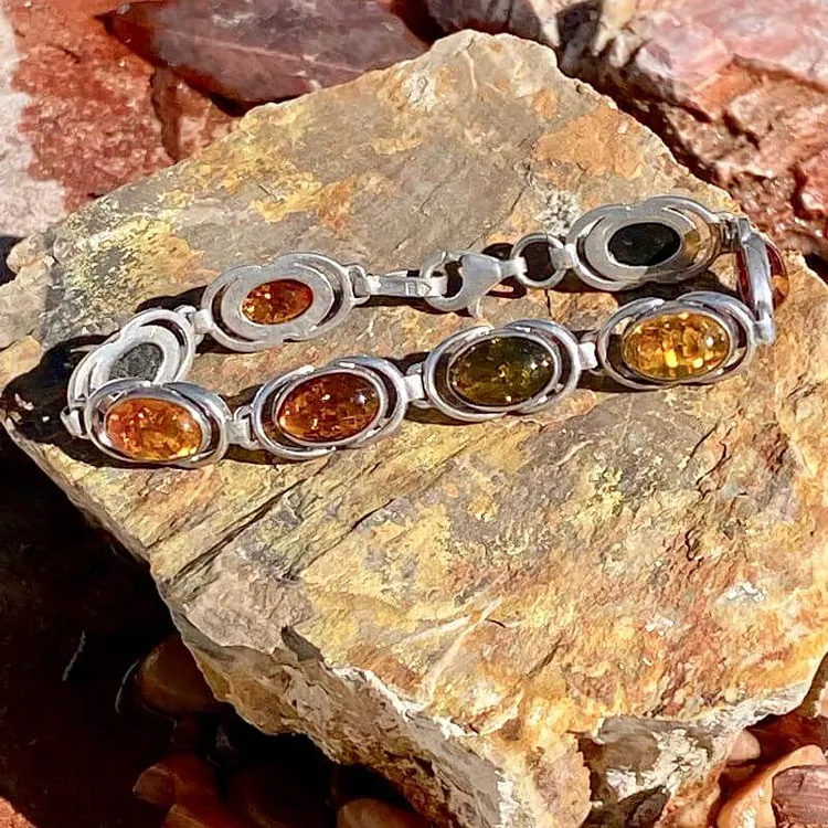 Vintage Sterling Silver Link Bracelet set with Baltic Amber