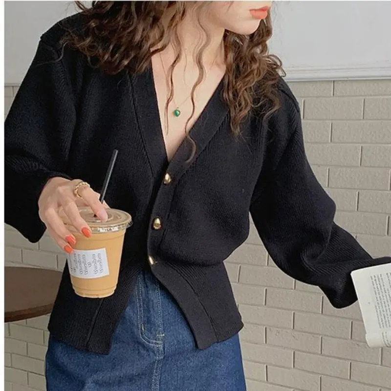 Churchf Churchf New Style Top Temperament Commuter Black Sweater Coat Small Short V-Neck Western Style Knit Cardigan Woman