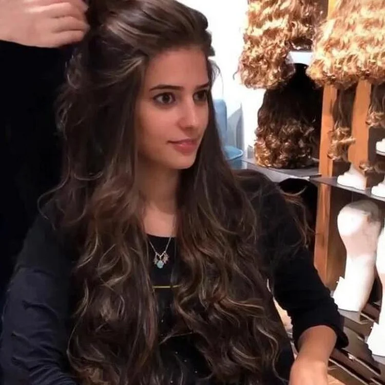 Wavy Long Wig Hot Mini Lace Front Wigs-elleschic