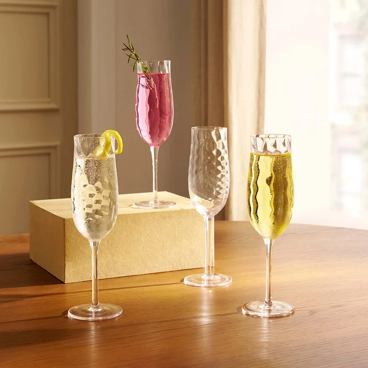 Cascade Champagne Glasses, Set of 4
