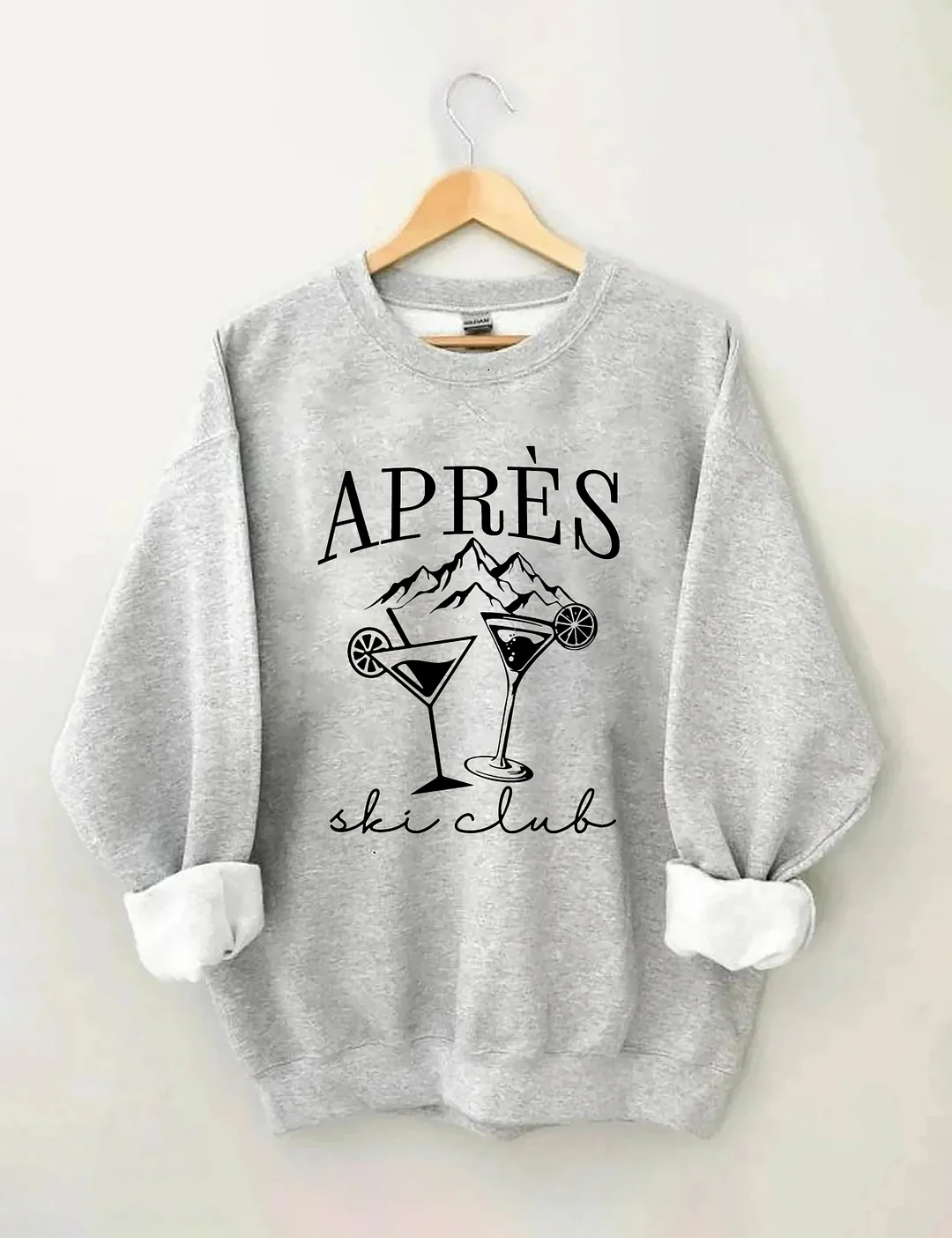 Apres Ski Club Sweatshirt