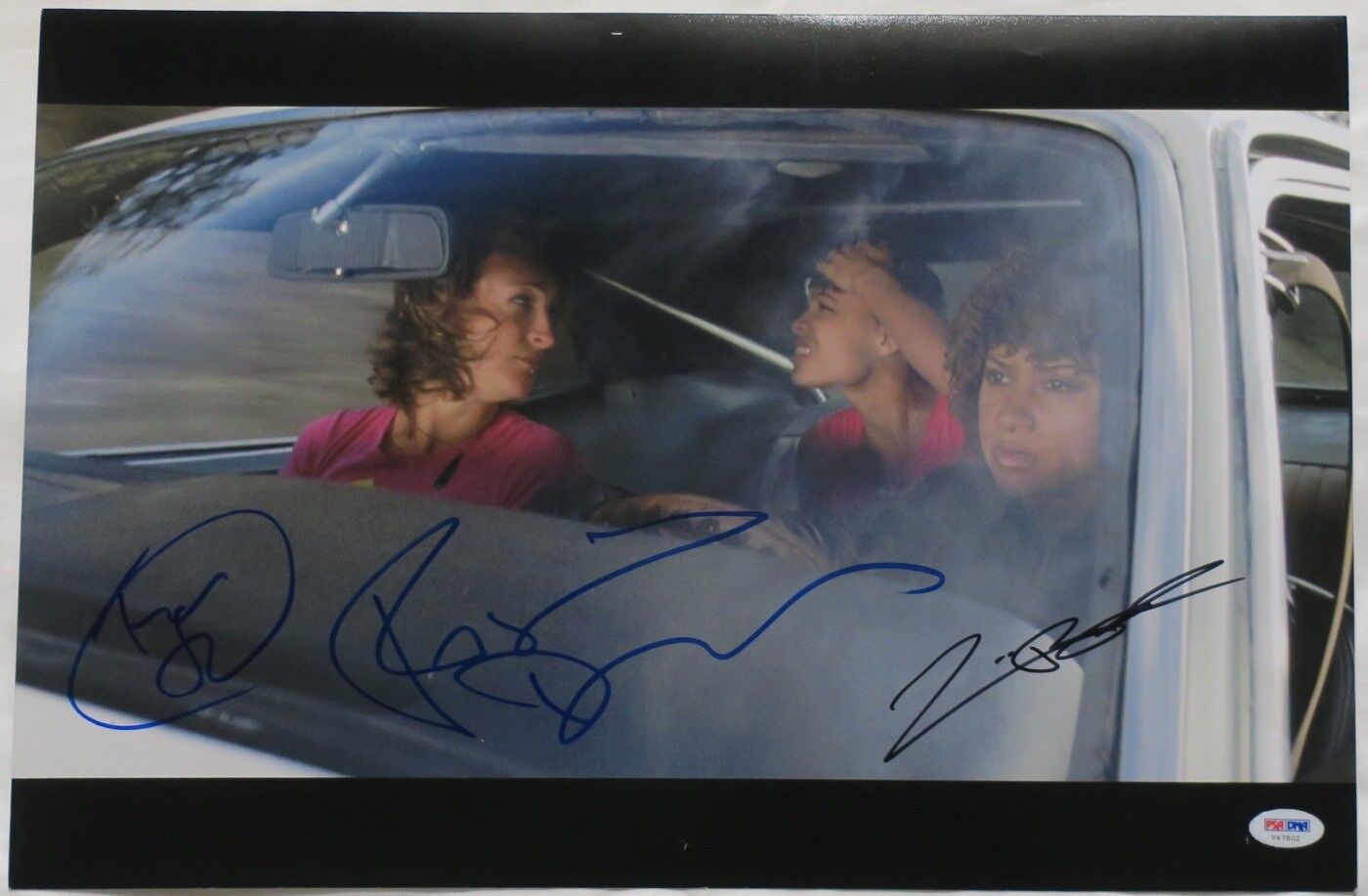 Rosario Dawson/Zoe Bell +1 Signed Death Proof Auto 12x18 Photo Poster painting 3 SIGS PSA#V47802