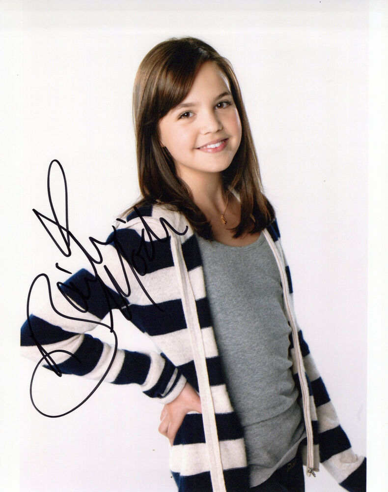 Bailee Madison glamour shot autographed Photo Poster painting signed 8x10 #6