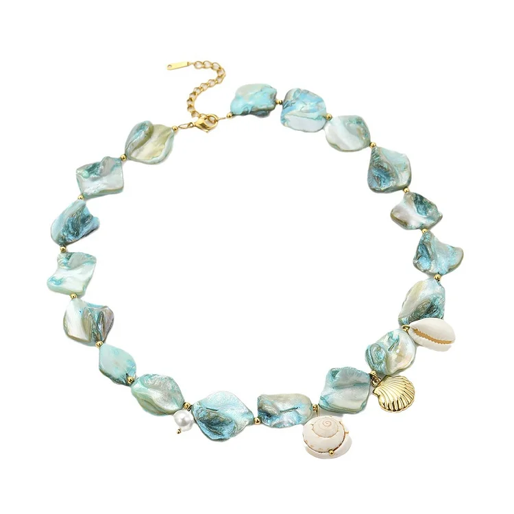 Irregular Shell Conch Clavicle Necklace