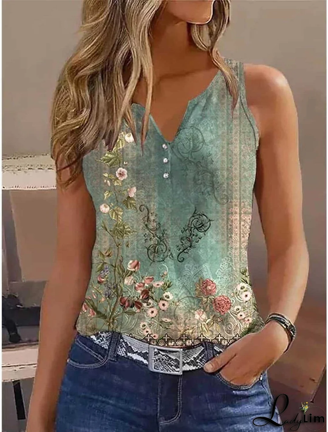 Elegant and comfortable summer Blouse