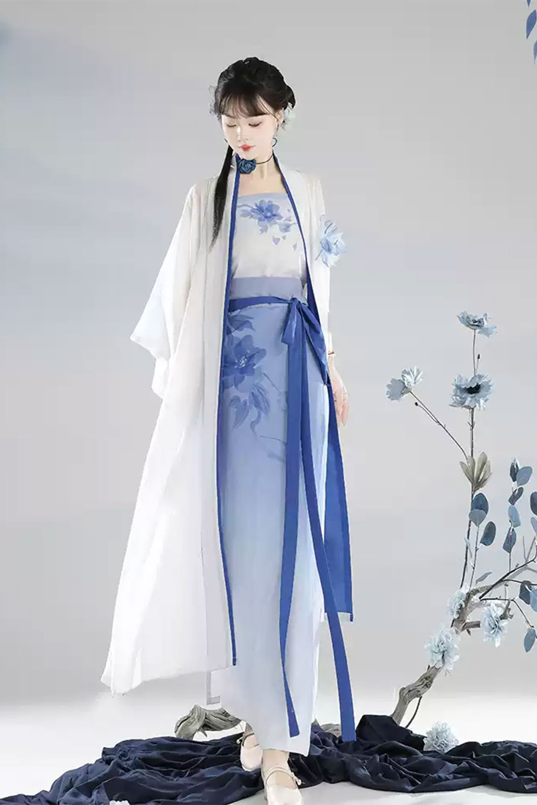 Song Dynasty White-green Hanfu Dress Bòzi Robe with Long Shirt - guyu 谷雨 Stupa Stones