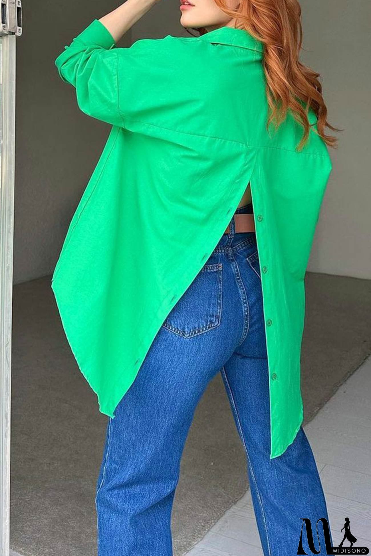 MidiSono - Single-breasted Back Slit Solid Blouse