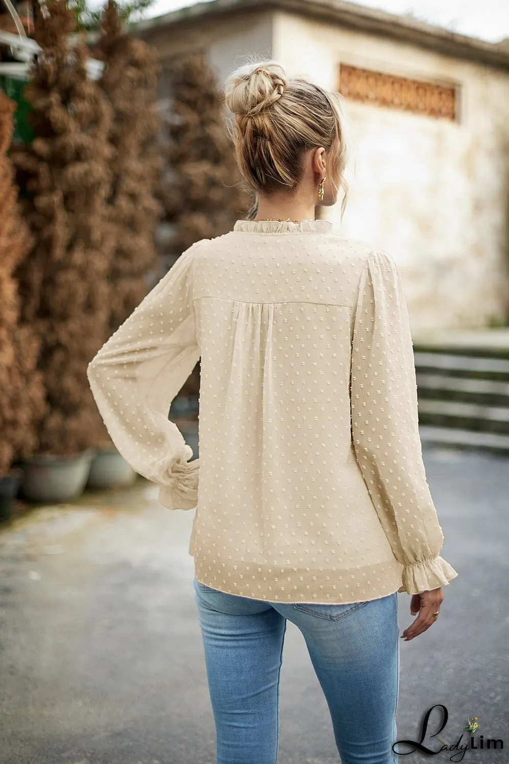 Classic and Comfortable Blouse