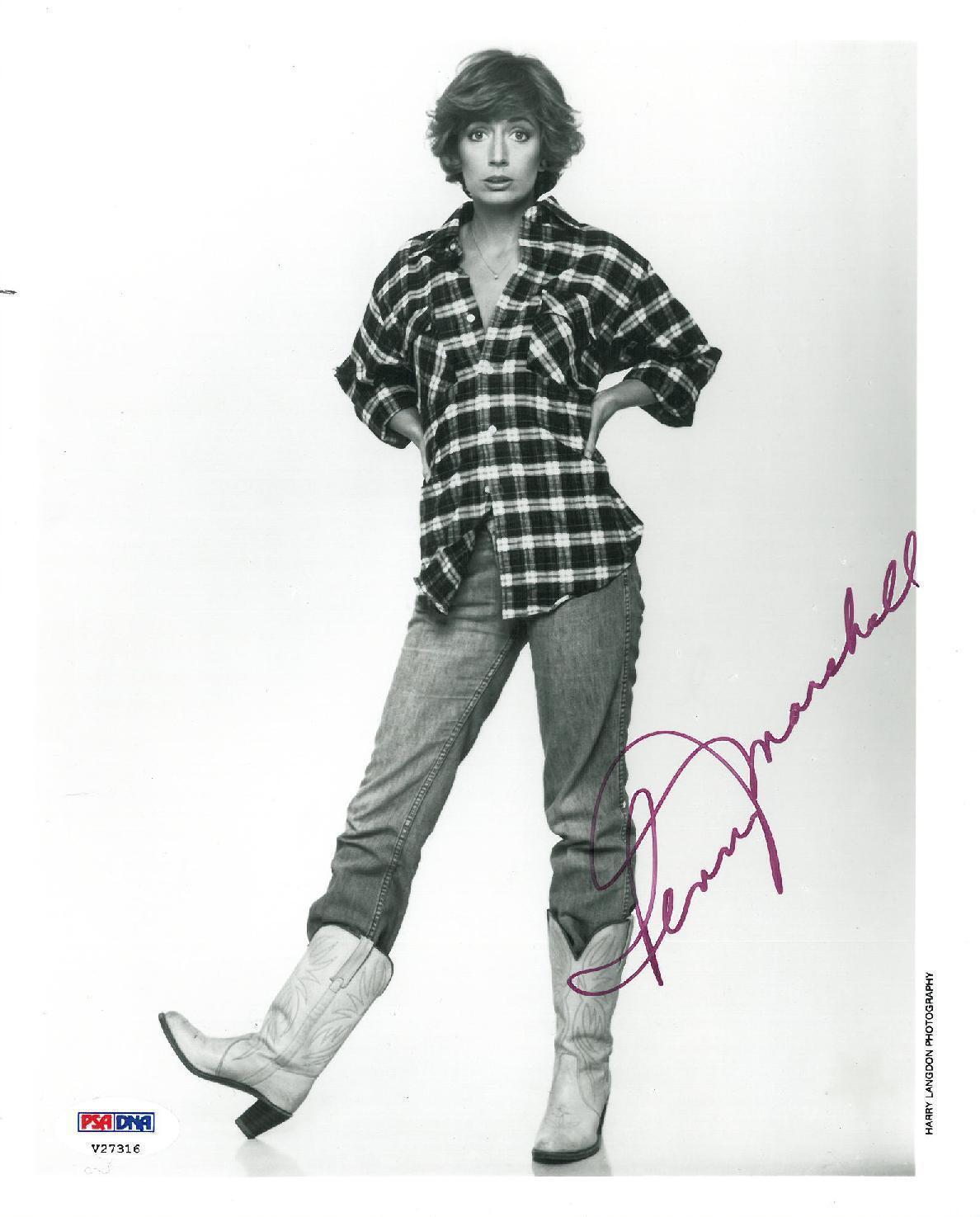 Penny Marshall Signed Authentic Autographed 8x10 Photo Poster painting (PSA/DNA) #V27316