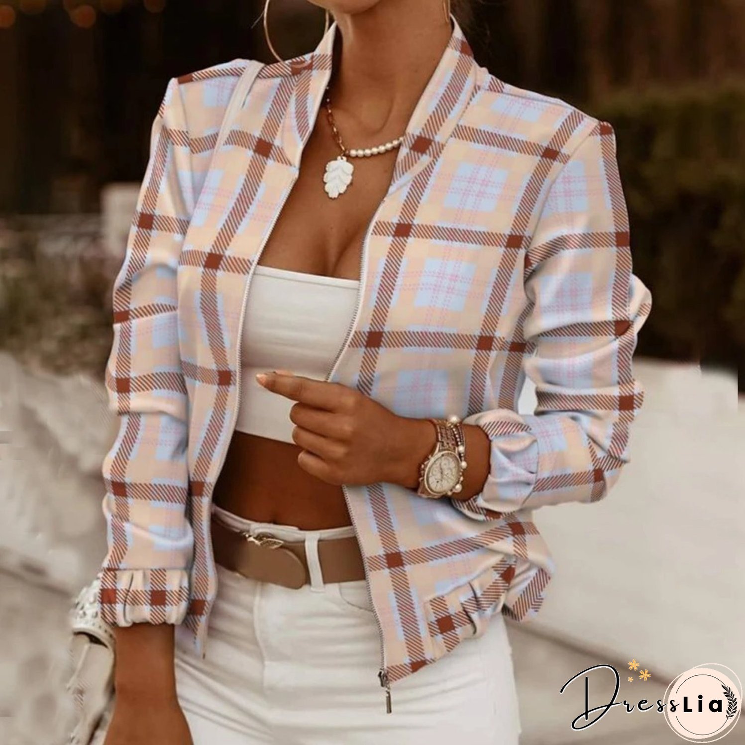 Casual and Fashionable winter garment