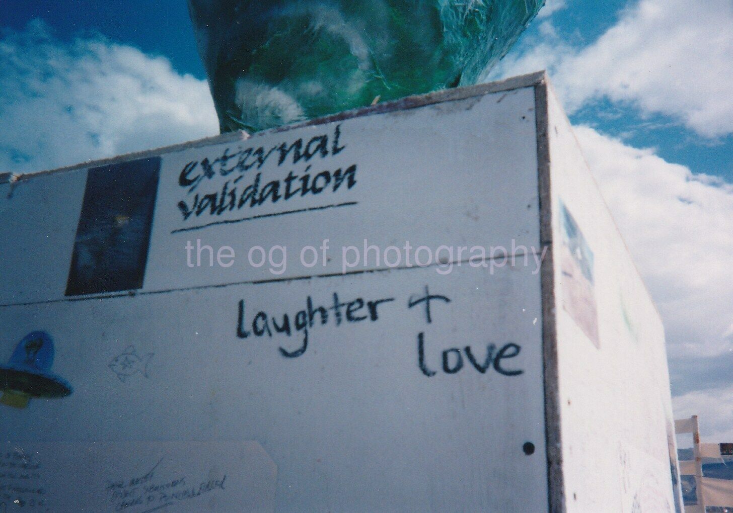 EXTERNAL VALIDATION Laughter And Love ABSTRACT FOUND Photo Poster painting Color Snapshot 96 6