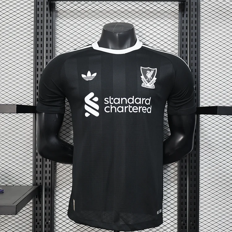 Player Version 2025-2026 Liverpool Black Goalkeeper Soccer Jersey Football Shirt