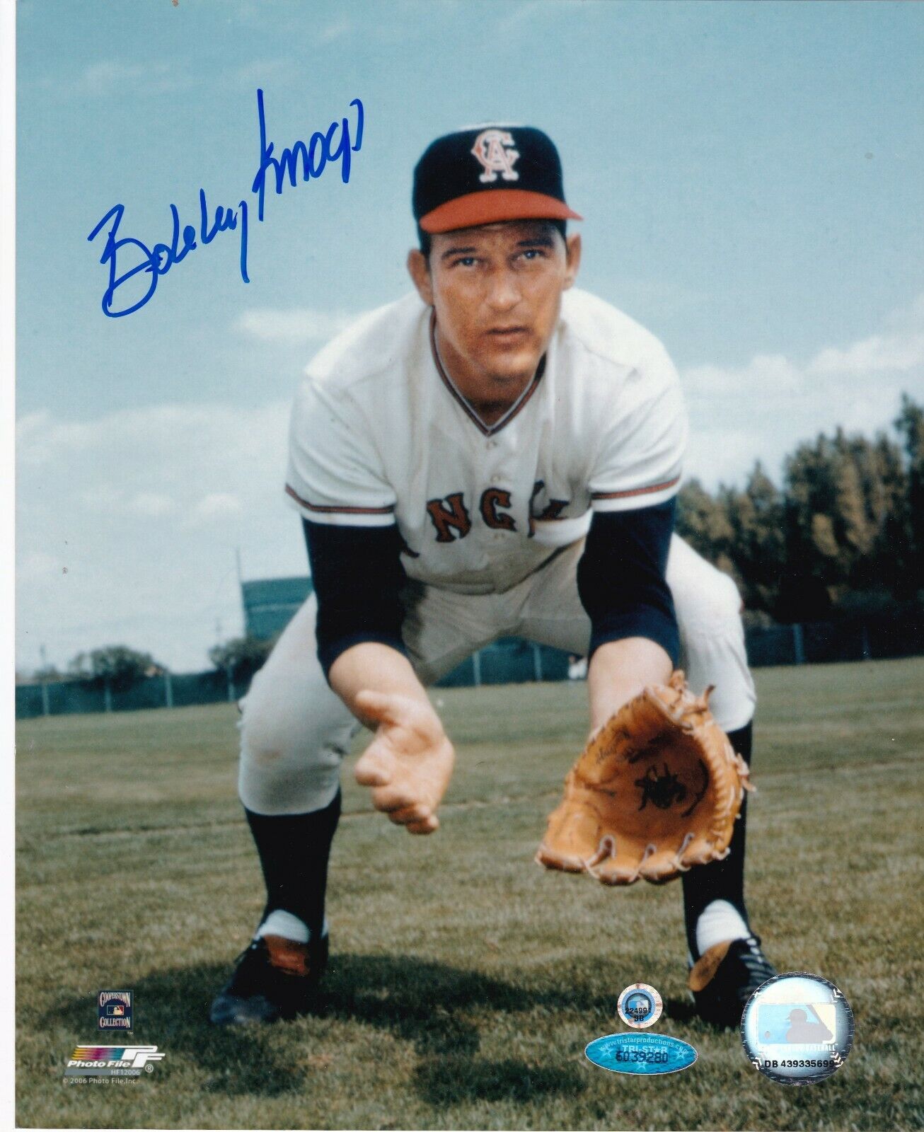 BOBBY KNOOP CALIFORNIA ANGELS MLB AUTHENTICATED ACTION SIGNED 8x10