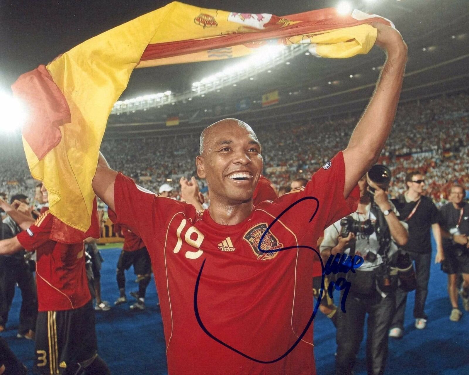 SOCCER Marcos Senna SPANISH NATIONAL TEAM autograph, In-Person signed Photo Poster painting