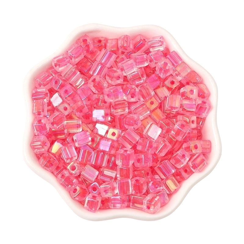 50 Pieces 5 * 5mm Hole 1~1.9mm Glass Square Beads