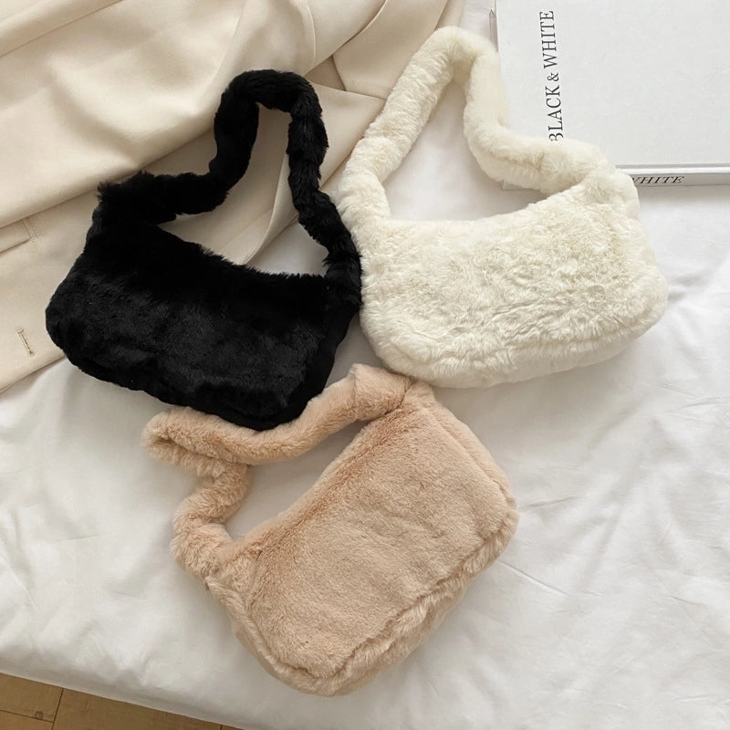 Autumn And Winter Furry Shoulder Underarm Small Bag For Women New Fashion Girl Girl Portable Plush Bag