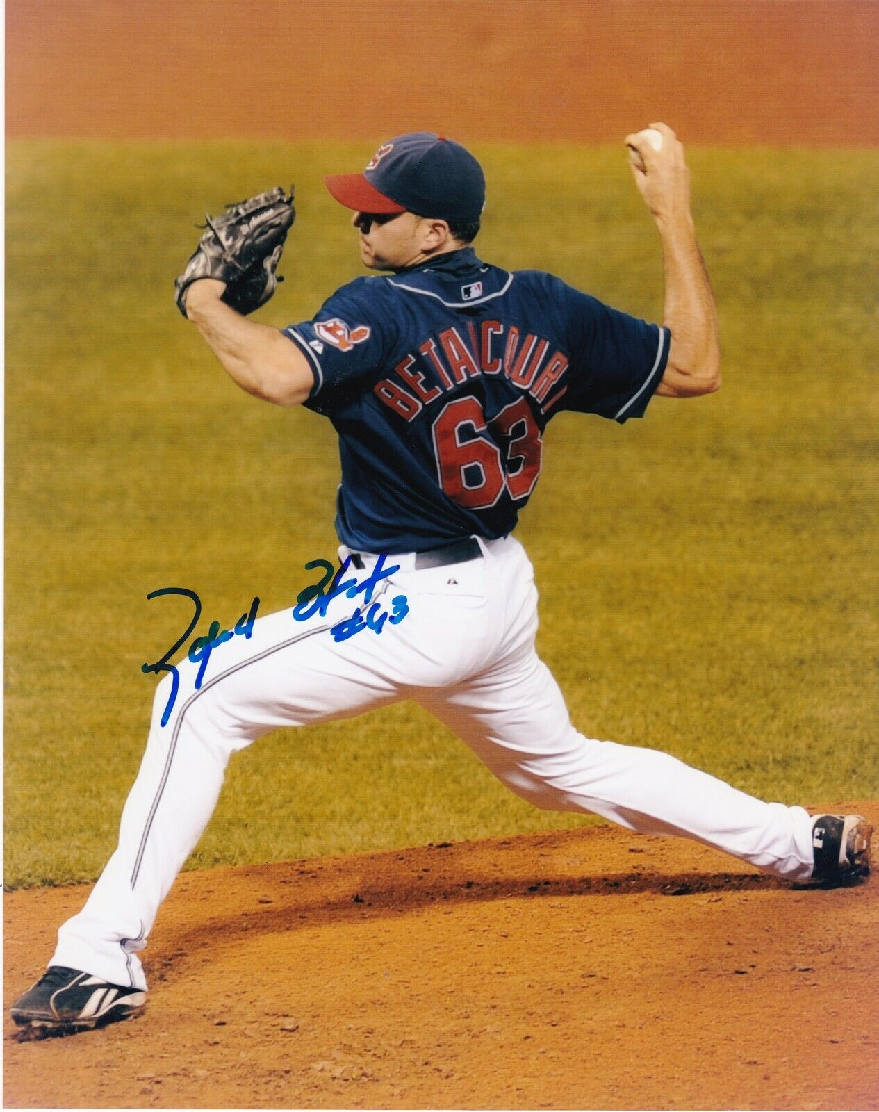 RAFAEL BENTANCOURT CLEVELAND INDIANS ACTION SIGNED 8x10