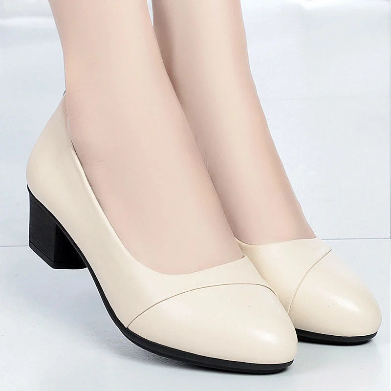 Women Soft Leather Low Heel Shoes Comfortable Soft Sole Middle-aged Sandals Mid Heel Work Shoes New Arrival 2021