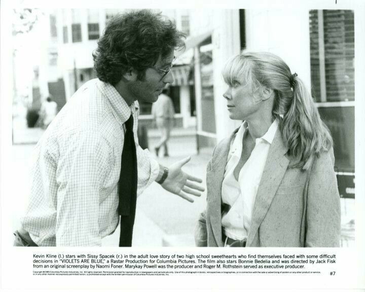 Kevin Kline Sissy Spacek Violets are Blue Original Press 8x10 Photo Poster painting