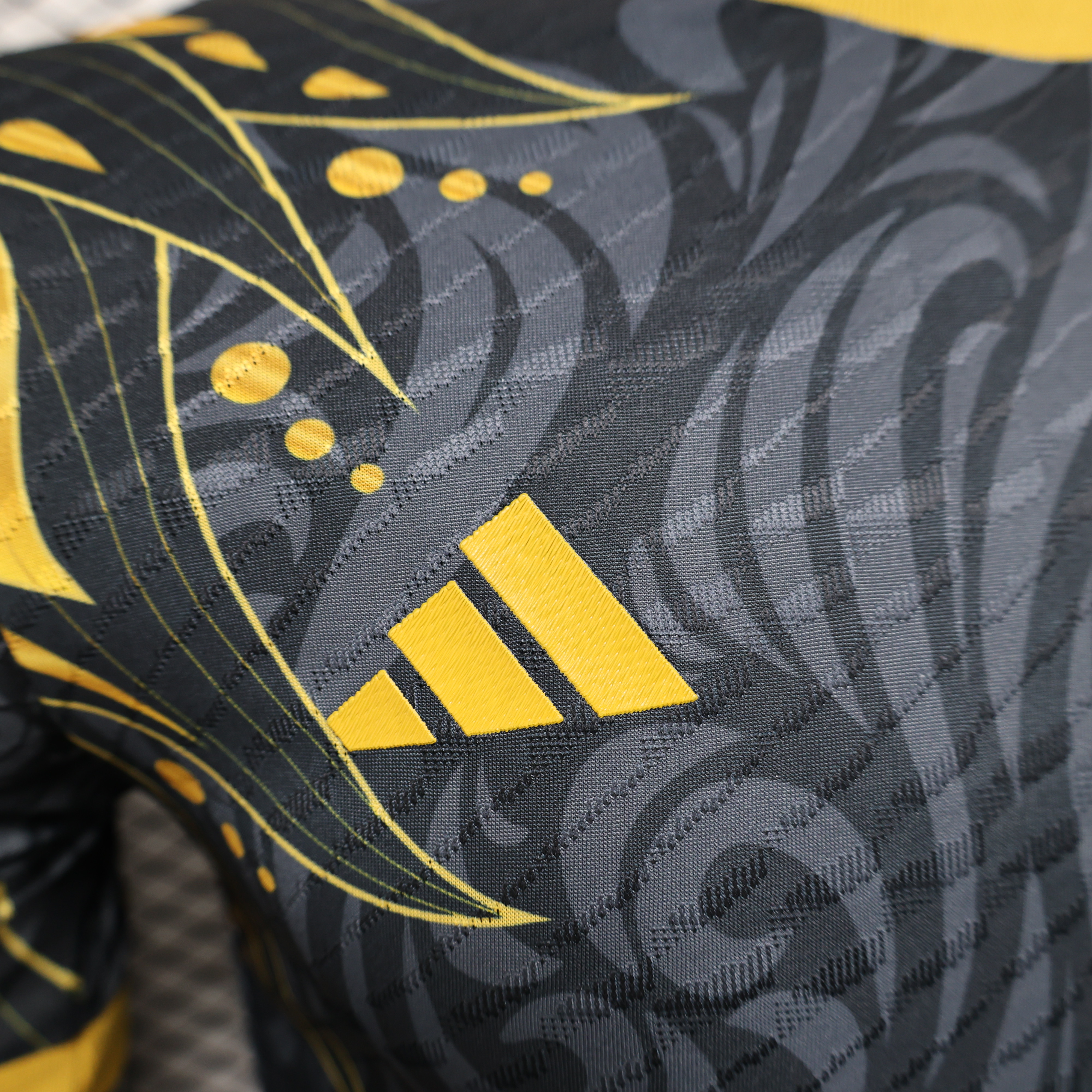 24/25 Real Madrid Special Edition Player Version Football T-Shirt Thai Quality