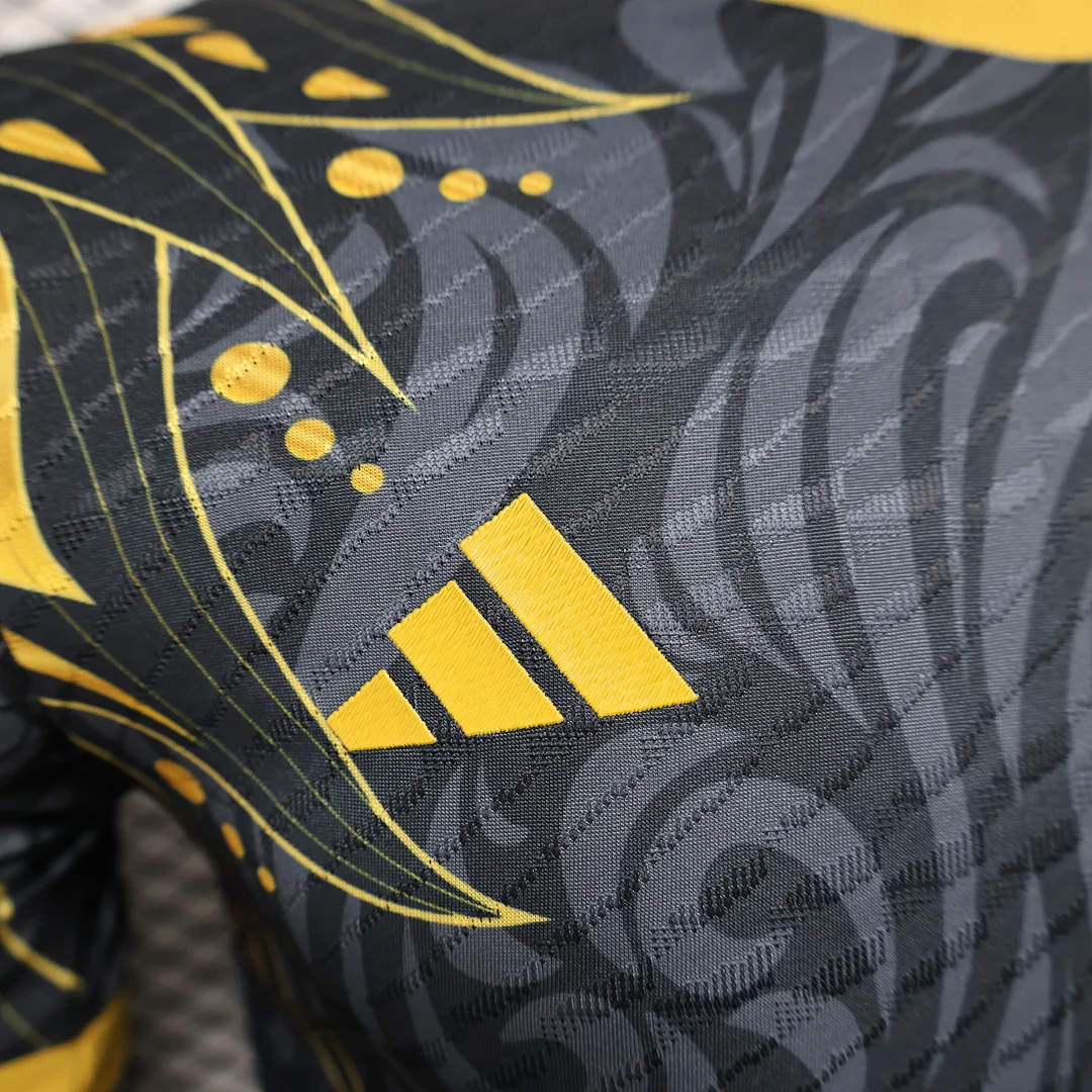 24/25 Real Madrid Special Edition Player Version Football T-Shirt Thai Quality