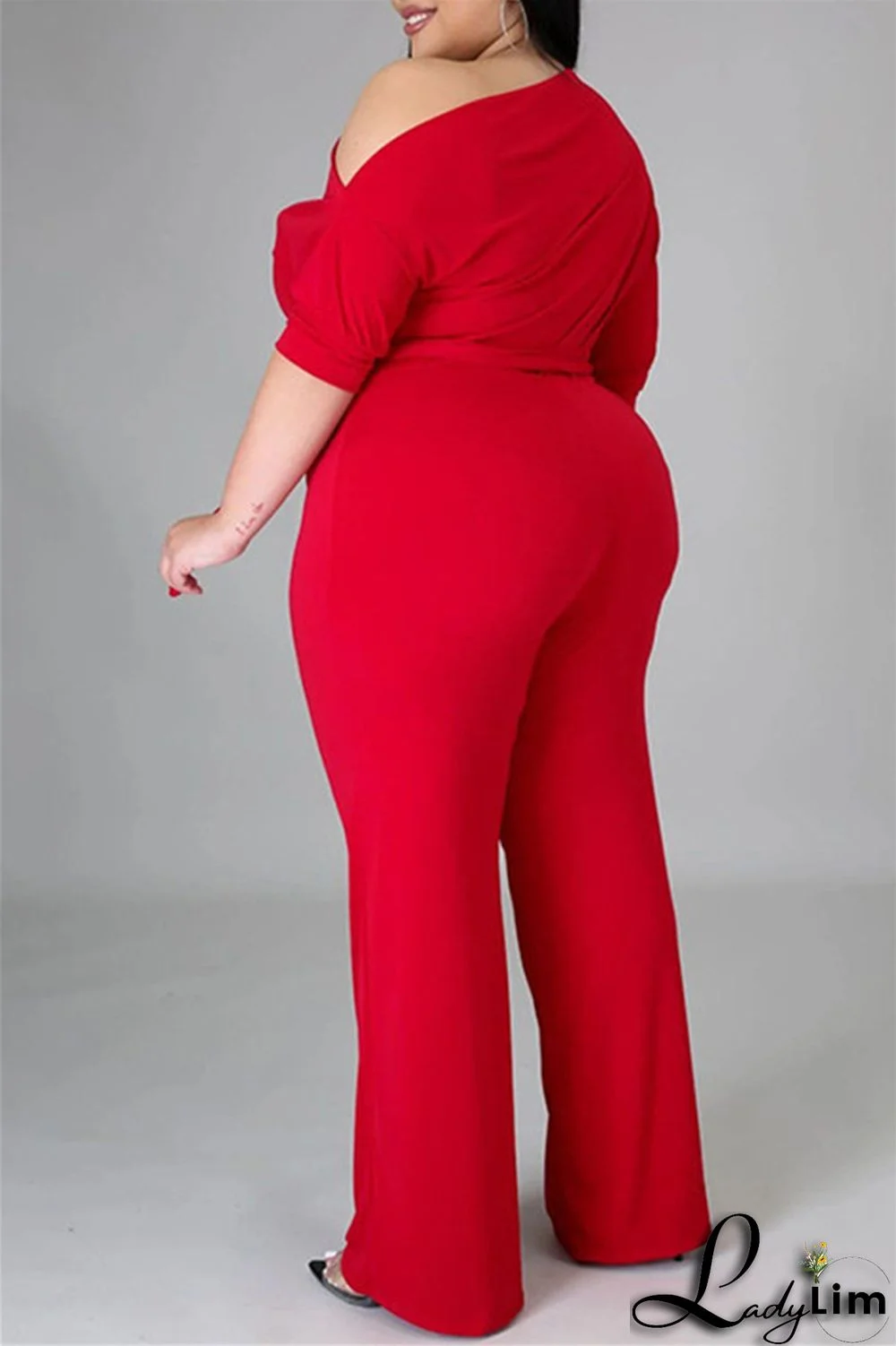 Red Fashion Casual Solid Basic Oblique Collar Plus Size Jumpsuits