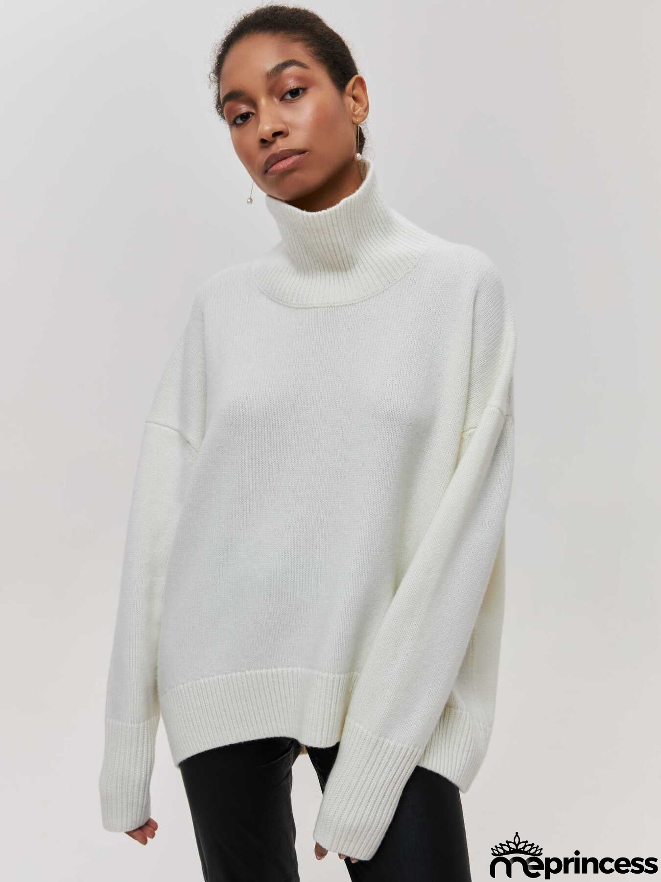Fashionable and Minimalist general Sweater