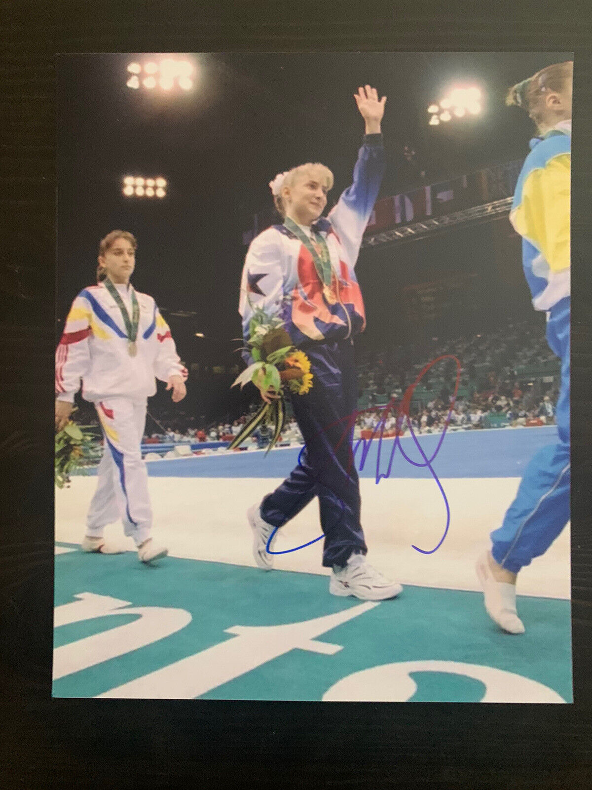 Shannon Miller signed 8x10 Photo Poster painting Olympic Gold Medalist Autographed