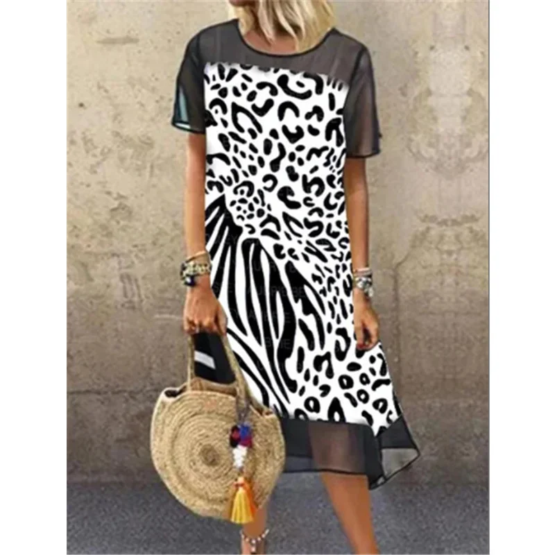 Essential Tips for Mature Ladies: How to Choose Flattering Plus Size Dresses