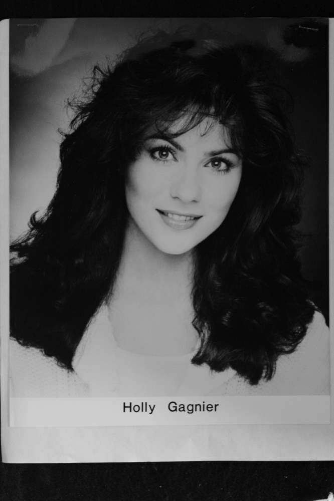 Holly Gagnier - 8x10 Headshot Photo Poster painting with Resume - Baywatch