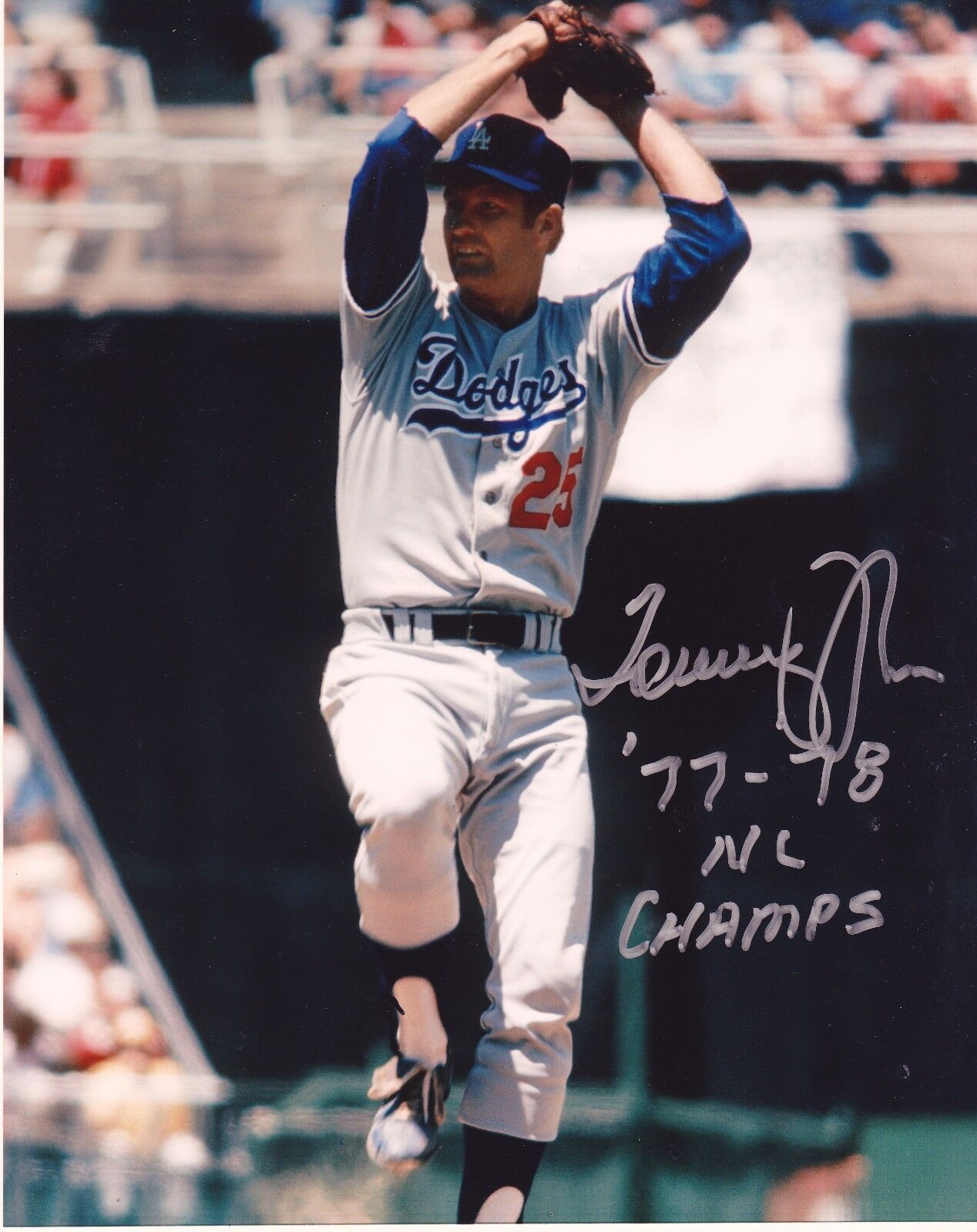 TOMMY JOHN LOS ANGELES DODGERS 77-78 CHAMPS ACTION SIGNED 8x10