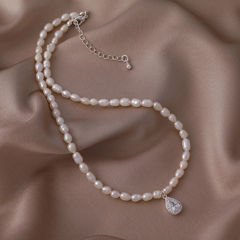 Alloy Freshwater Pearl Copper Fashion Solid Color Irregular Necklace