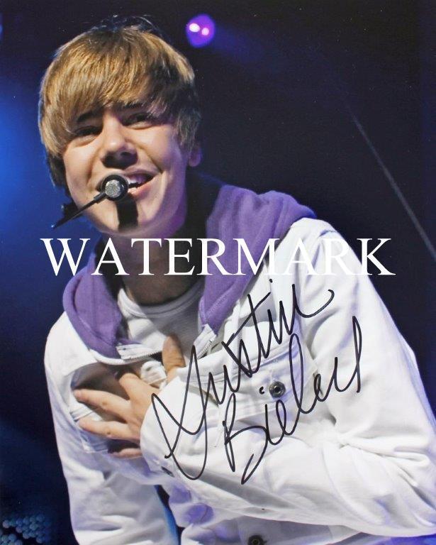 REPRINT - JUSTIN BEIBER Signed 8 x 10 Glossy Photo Poster painting Poster RP