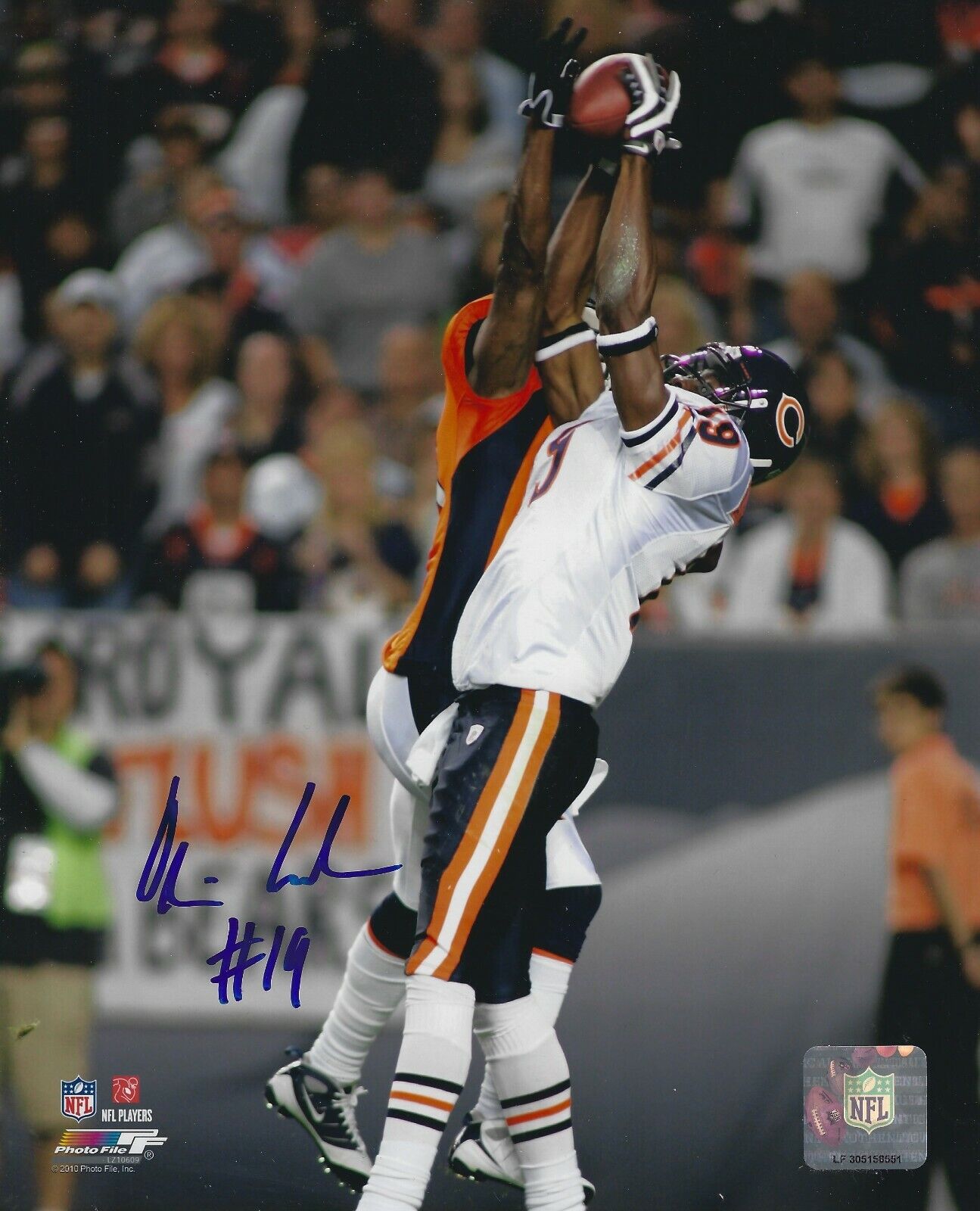 Signed 8x10 DEVIN AROMASHODU Chicago Bears Autographed Photo Poster painting - w/ COA