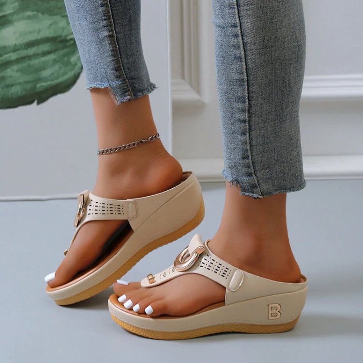 🎁 Rome Summer Women Flip Flops Wedges 🎁 Thick Slippers（Buy Two Free Shipping）