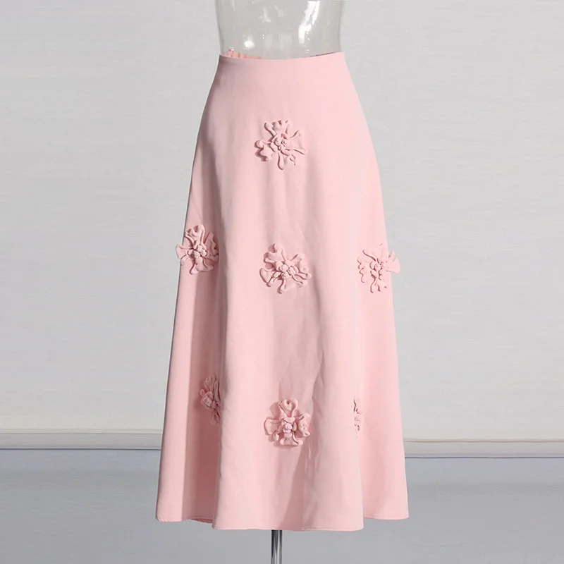 Uaang Spring 2025 New Niche Fashion Temperament Flower Stitching Design High-Waist Long-Singing Half-Dressed Woman
