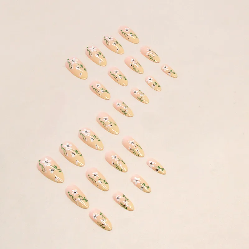 Churchf Churchf Yellow Gradient Retro Flower Flower Nail Round Head Almond Nail Gentle But Human Girl Simple But Elegant Nail