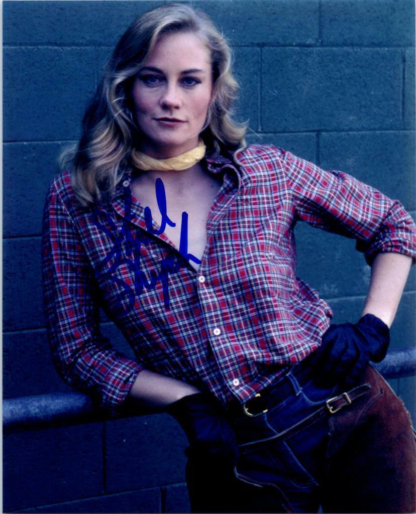 Cybill Shepherd signed 8x10 autographed Photo Poster painting + COA