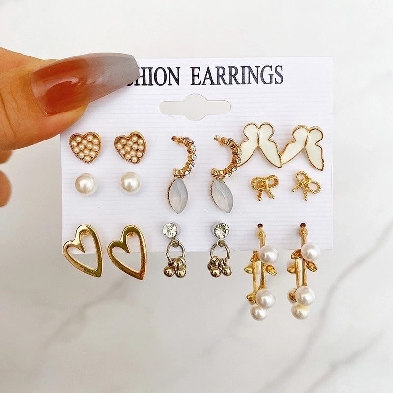 Hot Sale Retro Gold Geometric Ladies Earrings Set Fashion Pearl Earrings Earrings Diamond