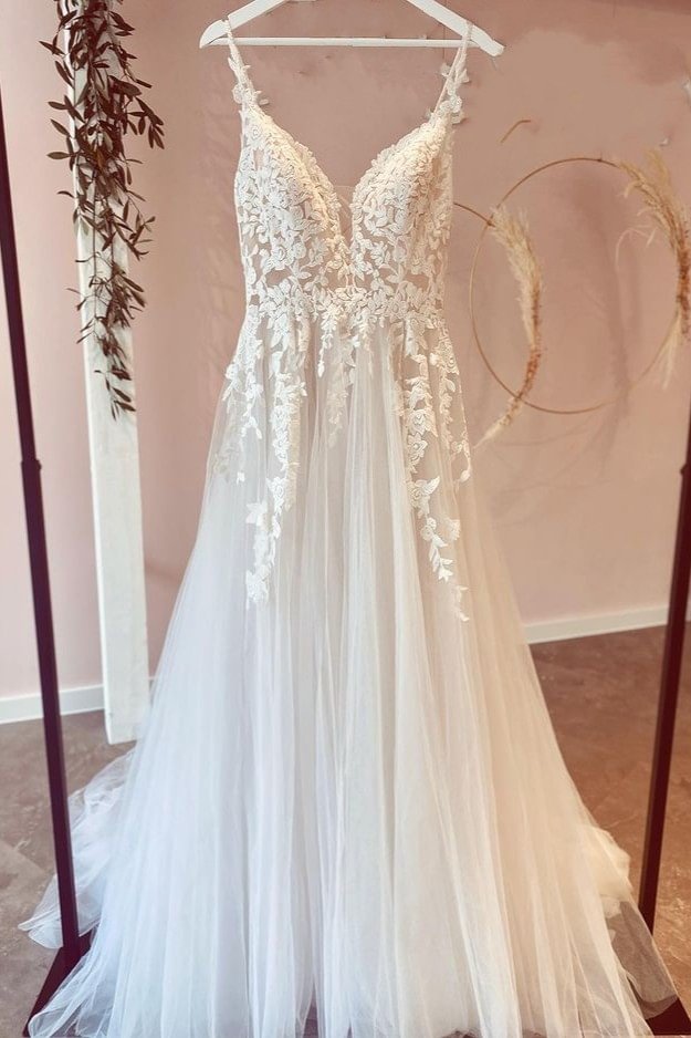 Modest Sweetheart Appliques Lace Floor-length A-Line Wedding Dress With Ruffles Tulle | Ballbellas Ballbellas
