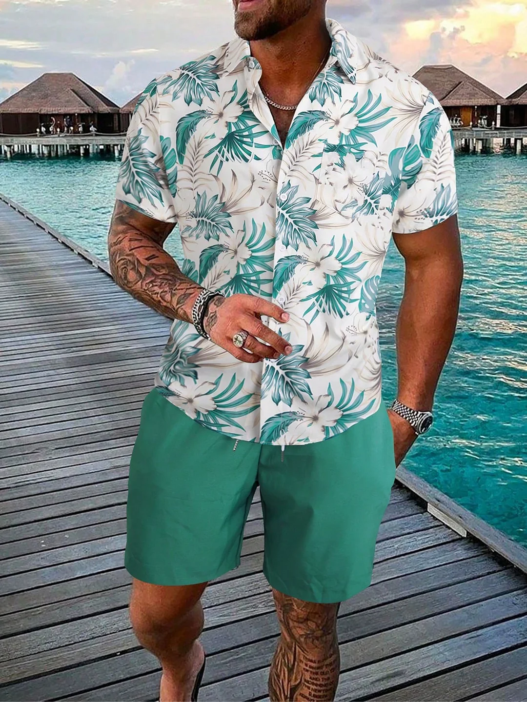 Manfinity RSRT Men Tropical Print Shirt & Drawstring Waist Shorts Without Tee