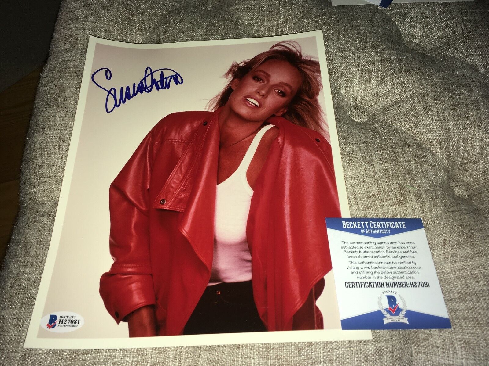 Susan Anton Actress Signed 8 x 10 Photo Poster painting BAS Beckett Certified