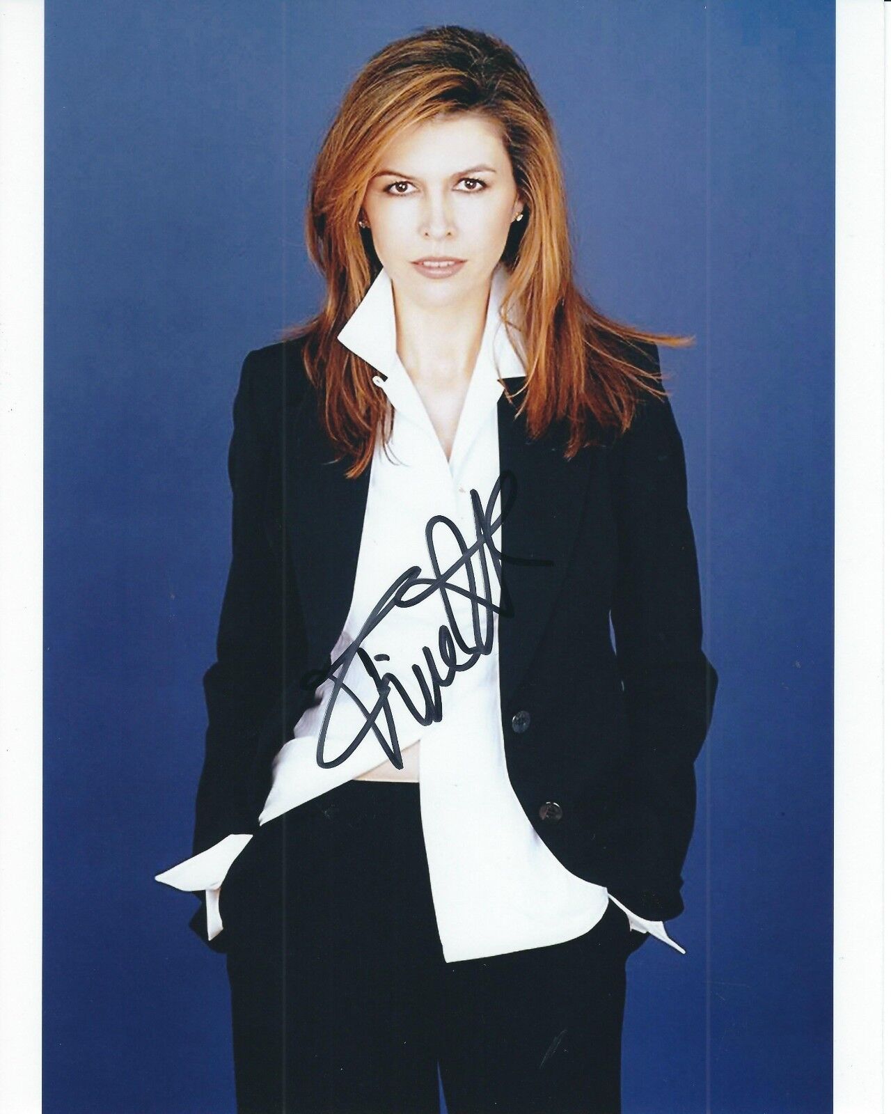 FINOLA HUGHES GLAMOUR SHOT AUTOGRAPHED Photo Poster painting SIGNED 8X10 #3